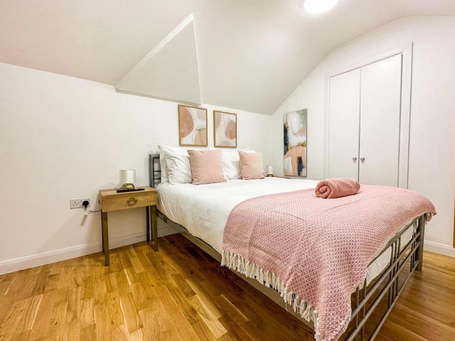 Newly Refurbished Luxury 3 Bedroom Apartment Λονδίνο Εξωτερικό φωτογραφία