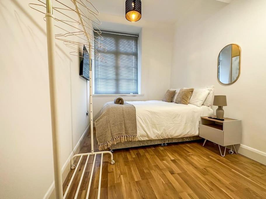 Newly Refurbished Luxury 3 Bedroom Apartment Λονδίνο Εξωτερικό φωτογραφία